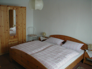 Room little 15